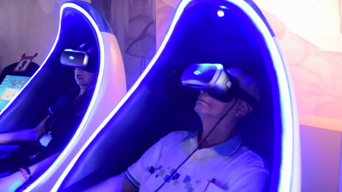 樂齡大學開學 銀髮族開心體驗VR/AR圖片