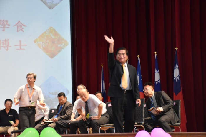 古校長對大一新生的談話圖片