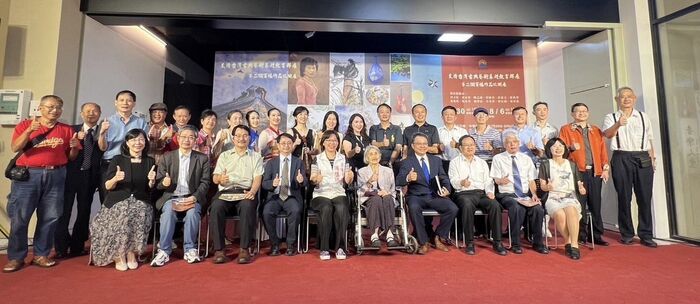 支持臺灣古典藝術基礎教育聯展 第二個百幅作品巡迴展圖片