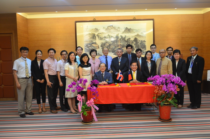 屏東大學與泰國Uttaradit Rajabhat University簽署學術合作圖片
