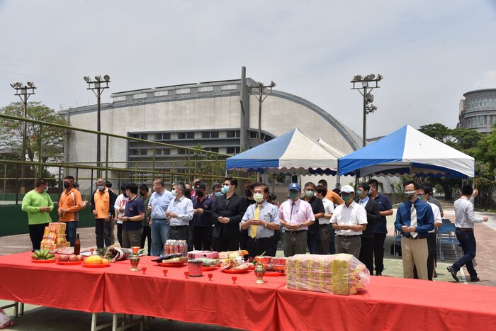 屏師校區太陽光電風雨球場今動土  預計九月底前完工圖片